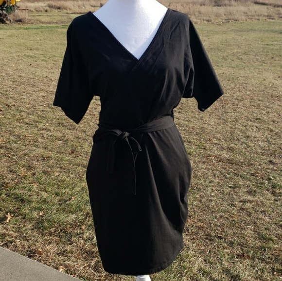 V-Neck Black Cocktail Dress - Picture 3 of 10